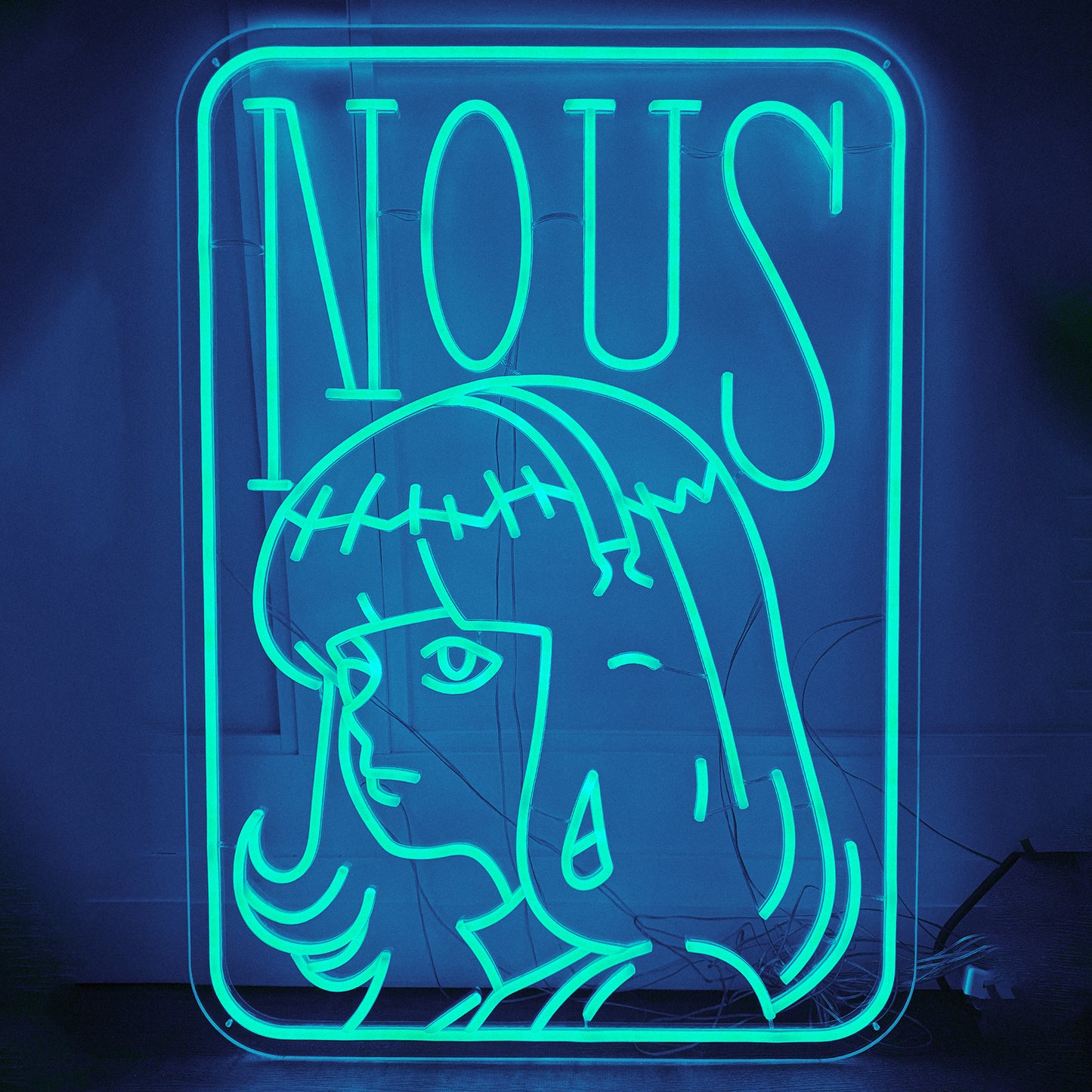 NOUS GIRL NEON
