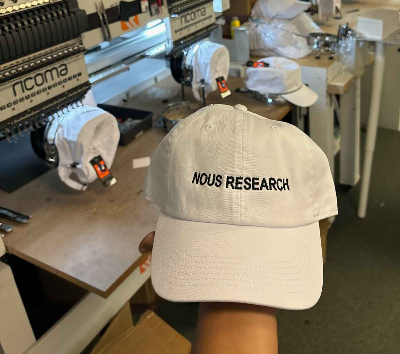NOUS-HAT